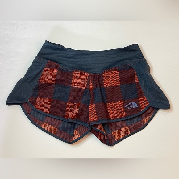 The North Face Pants - The North Face Women’s Short Flash Dry Pleated Print Size XS